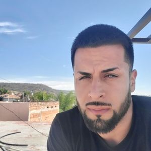 Meet your Posher, Horacio